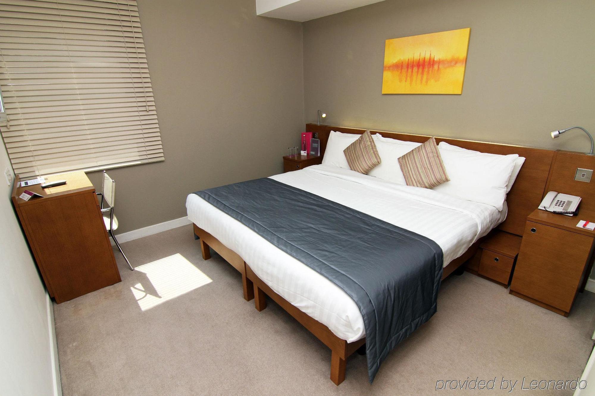 The Memoir Club, Formerly Ambassadors Bloomsbury Hotel 4*