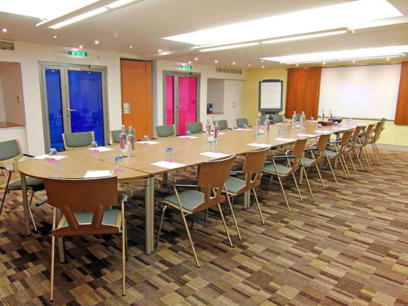 Hotel The Memoir Club, Formerly Ambassadors Bloomsbury 4*