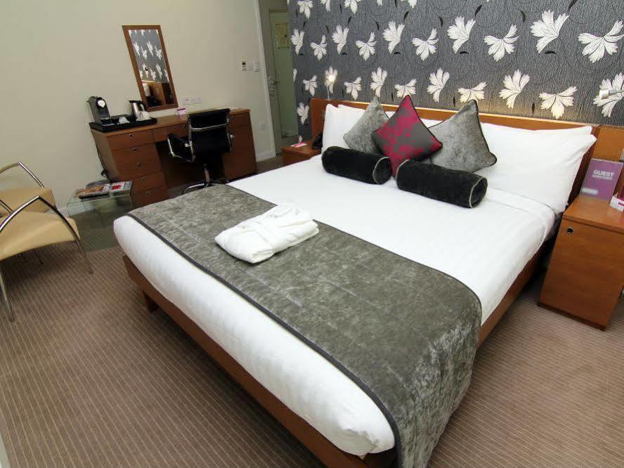 The Memoir Club, Formerly Ambassadors Bloomsbury 4* London
