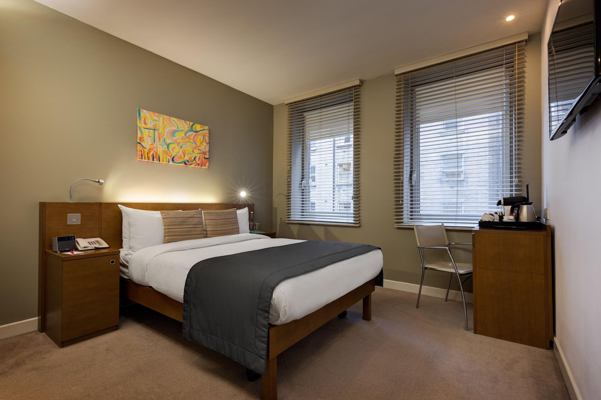 The Memoir Club, Formerly Ambassadors Bloomsbury Hotel London