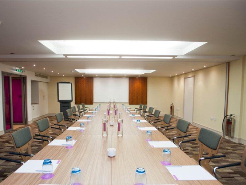 The Memoir Club, Formerly Ambassadors Bloomsbury Hotel Londra